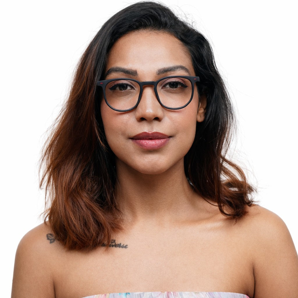 Woman wearing Wayfer reading glasses in black